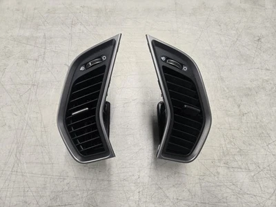 2013 - 2016 HYUNDAI SANTA FE OEM FRONT DASH LEFT AND RIGHT SIDE AC HEATER VENTS - Image 1 of 4
