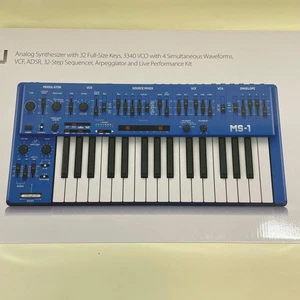 Nuovo sintetizzatore analogico Behringer MS-1-BU con 32 tasti full size 4033653031479 blu - Foto 1 di 9