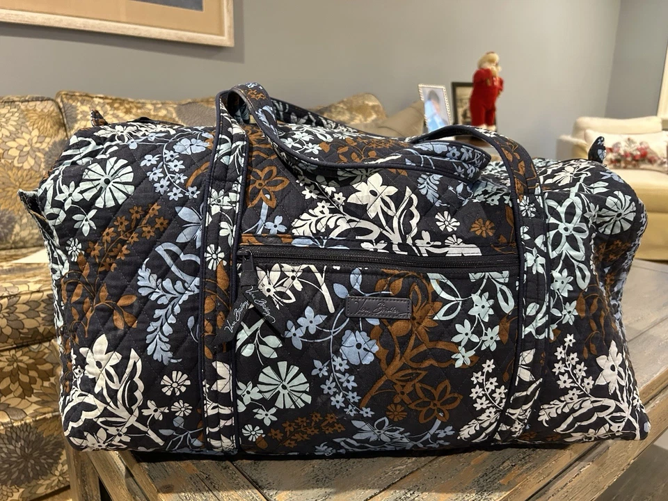 Bolsa de viagem VERA BRADLEY floral JAVA AZUL grande fim de semana, leve  - Imagem 1 de 2