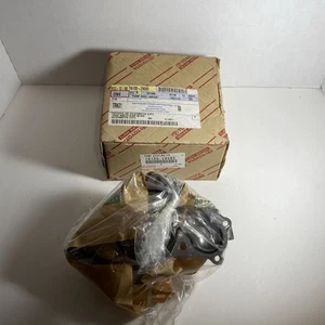 1994-2010 Toyota Engine Water Pump w/Gasket3.0 3.3L GENUINE OEM PART 16100-29085 - Foto 1 di 4