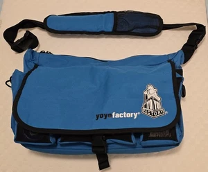 Yo-Yo Factory Bag With 8 Yo-Yo's, 6 Juggling Bags, Repair Kit, Misc. Toys - Picture 1 of 5