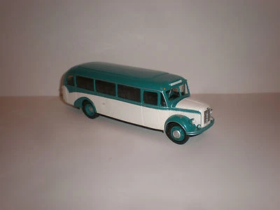 Autobús alemán Borgward 3000 Kharmening 1/43 / años 50 hecho a mano Foto 1 de 4
