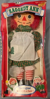 ¡NUEVO EN CAJA DE COLECCIÓN! Muñeca Raggedy Ann Edición NAVIDAD POR Playskool Foto 1 de 4