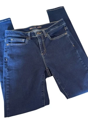 Pantalones de mezclilla ajustados Michael Kors Izzy lavados oscuros tiro medio ajustados logotipo MK talla 6 Foto 1 de 4