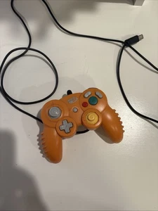 MadCatz Orange Gamepad for Nintendo GameCube Controller Pro Series Compatible - Picture 1 of 5