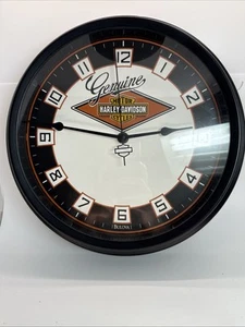 2013 Genuine Harley Davidson Wall Clock Motorcycles Trademarks Working By Bulova - Picture 1 of 4