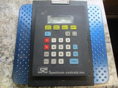 SPECTRUM CONTROLS OPERATOR INTERFACE SER A2 REV 2.11 SOI-200-SQD-120A-16K-422-PP - Image 1 of 4