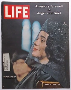 Life Magazine Cover Only ( Mrs. Martin Luther King ) April 19, 1968 - Picture 1 of 1