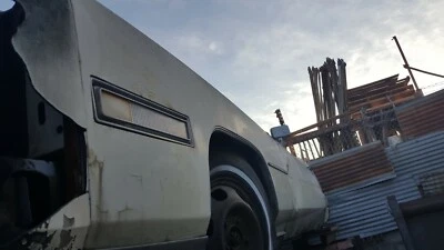 1975 Cadillac Eldorado кабриолет левое крыло включает молдинг парковочный фонарь  - Изображение 1 из 4