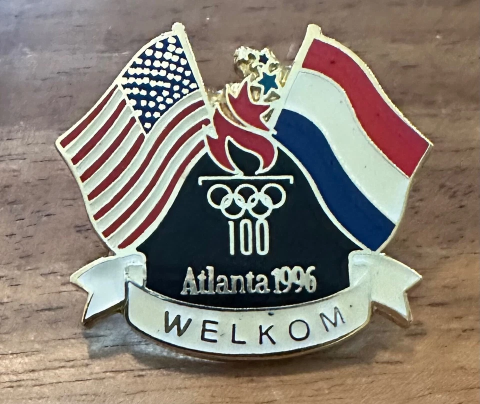 Олимпийский значок с флагами Нидерландов США 1996 «Добро пожаловать» Welkom - Изображение 1 из 1