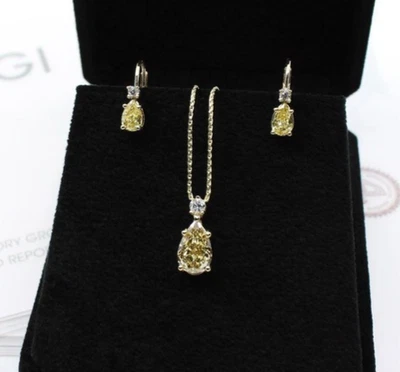 Yellow pear lab diamond necklace & earring set - 2.38 carats, 14K gold - Image 1 of 4