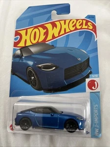 Tarjeta larga Hot Wheels 2023 Nissan Z (azul) 1:64 Mattel diecast - Imagen 1 de 3