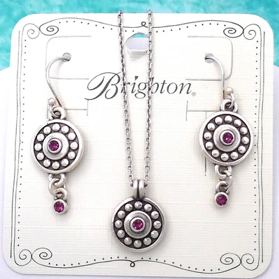 Conjunto de aretes collar medalla punto guijarro Brighton nuevo con etiquetas $106 joyería púrpura Foto 1 de 4