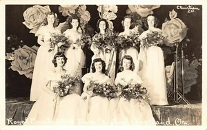 Postal de colección Rose Court Queen Barbara Logue Portland 1948 Rose Festival Rose Court, OR RPPC - Imagen 1 de 2