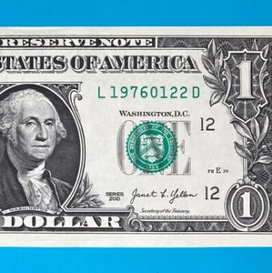 1976 January 22 : L 19760122 D BIRTHDAY NOTE $1 One Dollar Bill *UNC* - Picture 1 of 4
