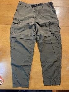 REI Mens Green Cargo Convertible Pants Sz 32x29 Hiking UPF 50 Fishing Outdoor - Picture 1 of 14