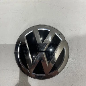 WV Front Bumper Grille Emblem 3G0.853.601 - Picture 1 of 3