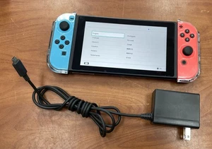 Nintendo Switch Handheld Video Game Console HAC-001(-01) W/Neon Red/Blue JoyCons - Picture 1 of 5