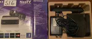 Netgear Neo TV 2 HD Reproductor de Streaming NTV300 con Adaptador de CA Control Remoto - Imagen 1 de 4