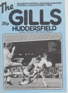 GILLINGHAM v HUDDERSFIELD TOWN 82-83 LEAGUE MATCH - Picture 1 of 1