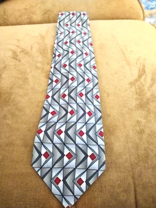 VINTAGE HANDMADE TIE FROM "FACETS"... - Picture 1 of 2