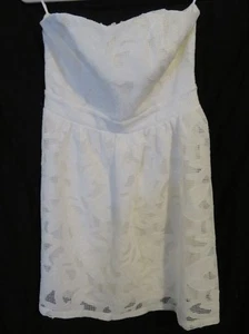 New Women’s Express White Lace Floral Embroidered Cut Out Tube Top Dress Size 4 - Picture 1 of 7