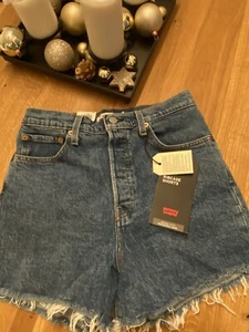 Neue Levi’s Jeans Shorts Damen - Bild 1 von 10