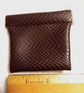 Vintage Coin Purse/Pouch Wallet Brown-Squeeze Open - Picture 1 of 3