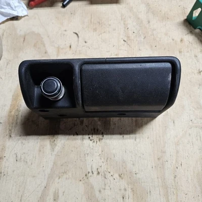 1987-1995 OEM Jeep YJ Wrangler Ash Tray Housing with Ashtray and Lighter Plug - Image 1 of 4