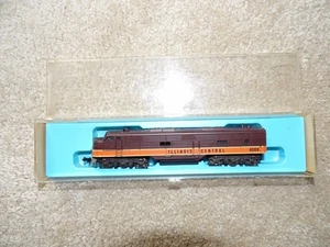 N Scale Atlas #4072 Illinois Central E-7 Diesel Locomotive - Picture 1 of 6