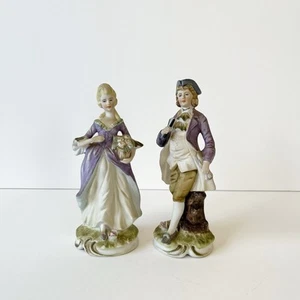 Set Of 2 Vintage Porcelain Colonial Figurines Man Woman Couple Coquette Decor - Picture 1 of 9