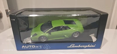 AUTOART 1/18 - 74514 LAMBORGHINI MURCIELAGO - VERDE METALIZADO Foto 1 de 4