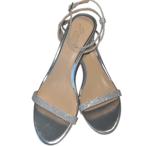 Badgley Mischka Danni ll Silver Sparkly Ankle Strap Sandals Size 9.5 NIB - Bild 1 von 13