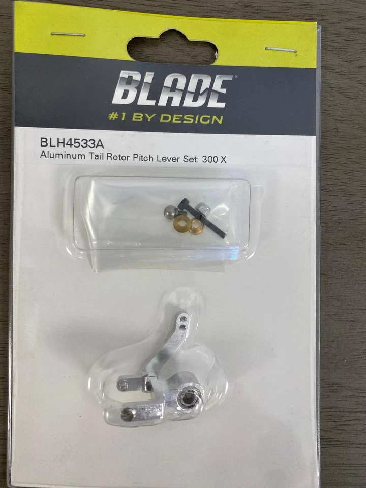 Blade BLH4533A Aluminum Tail Rotor Pitch Lever Set: 300 X - Image 1 of 1