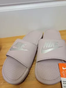 Nike Benassi JDI Slide Sandals 343881-614 Rose Particle Met Silver Womens Sz 12 - Picture 1 of 6
