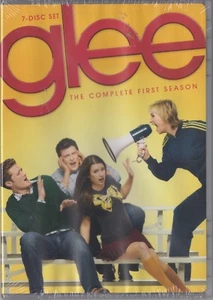 Glee: The Complete First Season (DVD, 2010, 7-Disc Set) - Picture 1 of 1