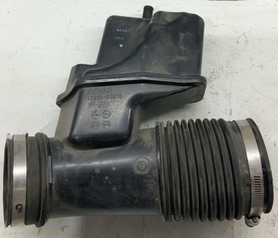 Tubo resonador filtro de aire negro Toyota Sequoia Tundra 2017-2022 5,7 L OEM Foto 1 de 3