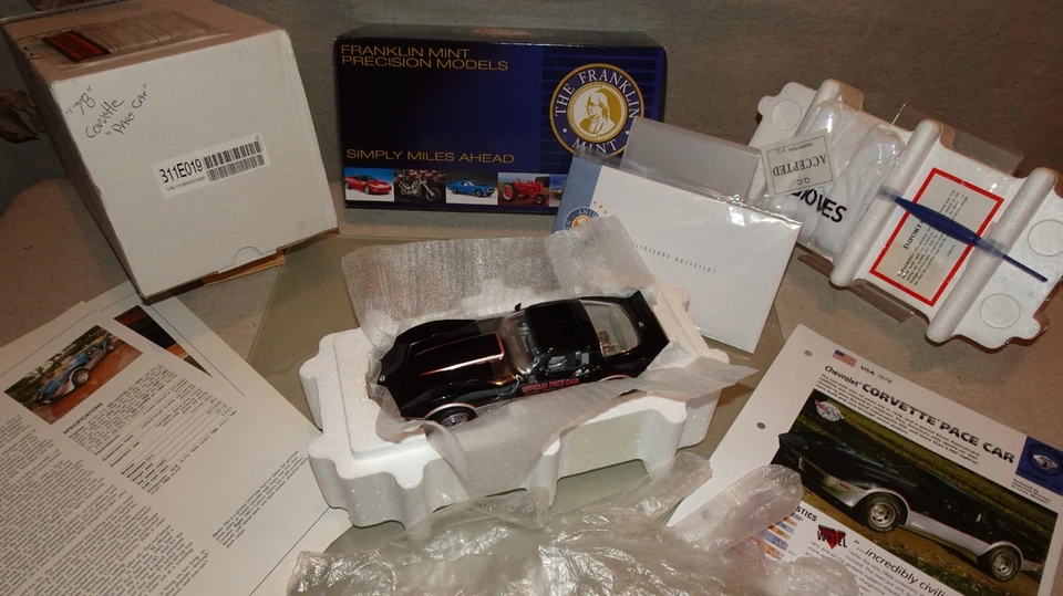 Franklin MINT 1978 Corvette Indy 500 Pace Car Le COA Nameplate B11E019 Black