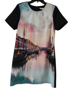 Yumi Short Sleeve Harbour Scene Dress Size 10 - Picture 1 of 13