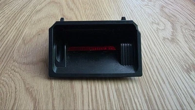 2009-2013 Audi A4 Quattro Center Console Insert Ashtray 8K0-857-989 — 第 1/4 张图片