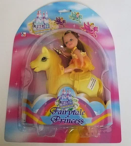 Märchenprinzessin und Pony - Spielset für Mädchen - gelbes Pony, NEU - Bild 1 von 6