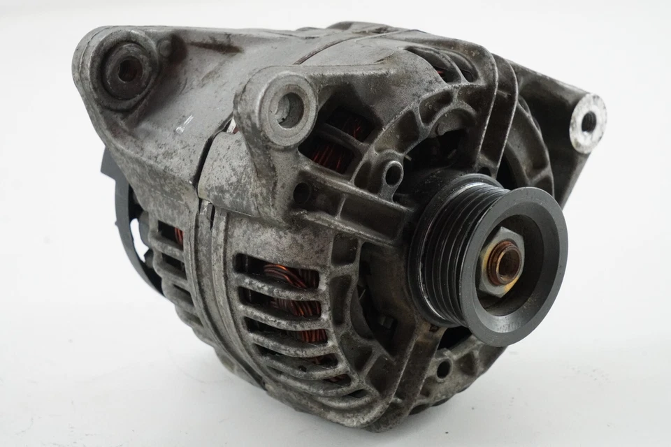 Generador alternador motor Porsche Boxster 1997-2004 99660301203 Foto 1 de 4