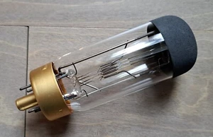 DAK 500 WATT SLIDE PROJECTOR REPLACEMENT LIGHT BULB - Picture 1 of 5