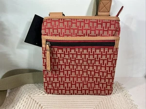 Tommy Holfiger Crossbody Bag/ Shoulder Bag Messenger Tan/ Red Monogram~NEW /TAGS - Picture 1 of 21