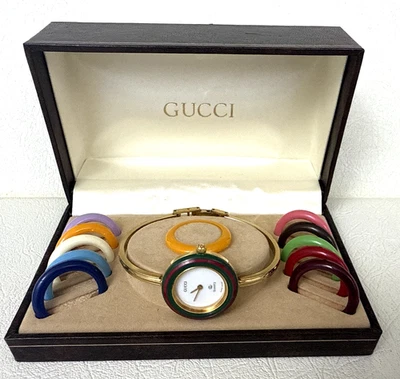Reloj para mujer Gucci vintage con bisel cambiante 1100L chapado en oro 12 biseles de colores IOB Foto 1 de 4