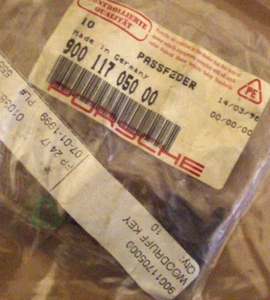 Woodruff Key (Lot of 9) - 900 117 050 00 fits Porsche 928 - Picture 1 of 1