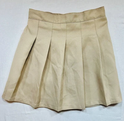 Izod Uniforme Escolar Caqui Sólido Plisado Falda/Falda con Pantalones Cortos Modestos, 12R Niñas Foto 1 de 2