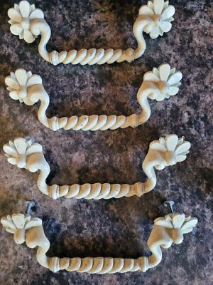 French Provincial Vintage Drawer Pull Handle Metal Hardware Rope Flower MCM - Image 1 of 4