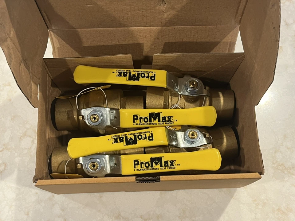 (BOX OF 4) 1-1/4" Solder, Full-Port, Brass Ball Valves, 600 WOG, 150 WSP - Image 1 of 4