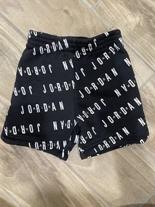 Kids Jordan Sweat Shorts Black & White Size 5T - Picture 1 of 5